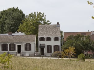 Hunterfly Road Houses