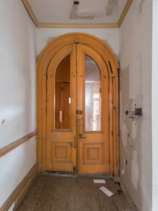 vestibule doors before