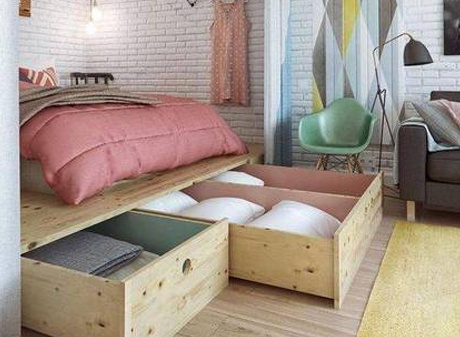 Platform bed with storage drawers