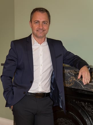 GaryPortrait5.jpg