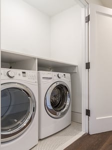 WasherDryer.jpg WasherDryer.jpg