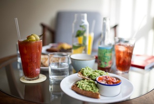 Brunch your way through a sunny Brooklyn day!