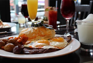 Good food, good friends, good booze = brunch!