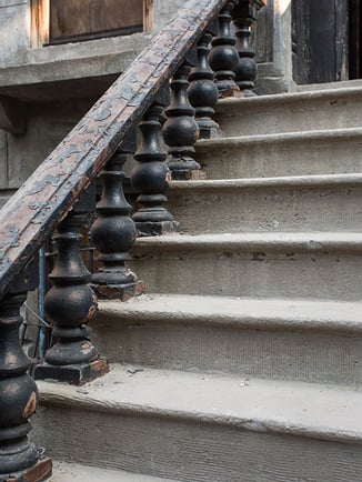 chipped railing