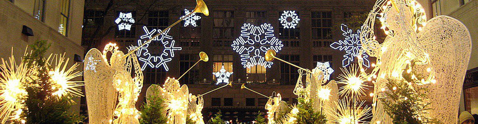 Top 5: Best Spots to Spy Great Holiday Decorations
